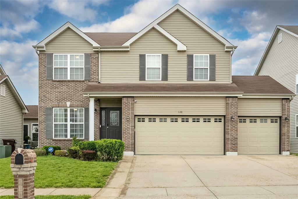 Property Photo: 128 Berry Manor Circle MO 63376