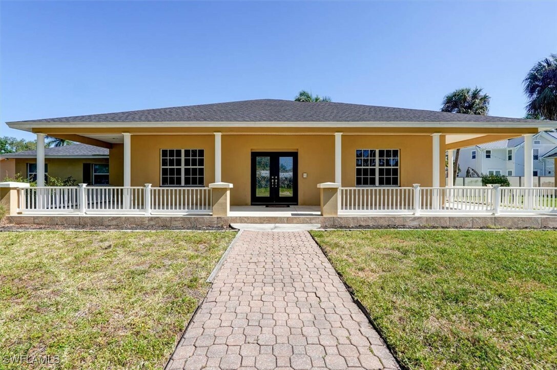 1357 Osceola Drive  Fort Myers FL 33901 photo