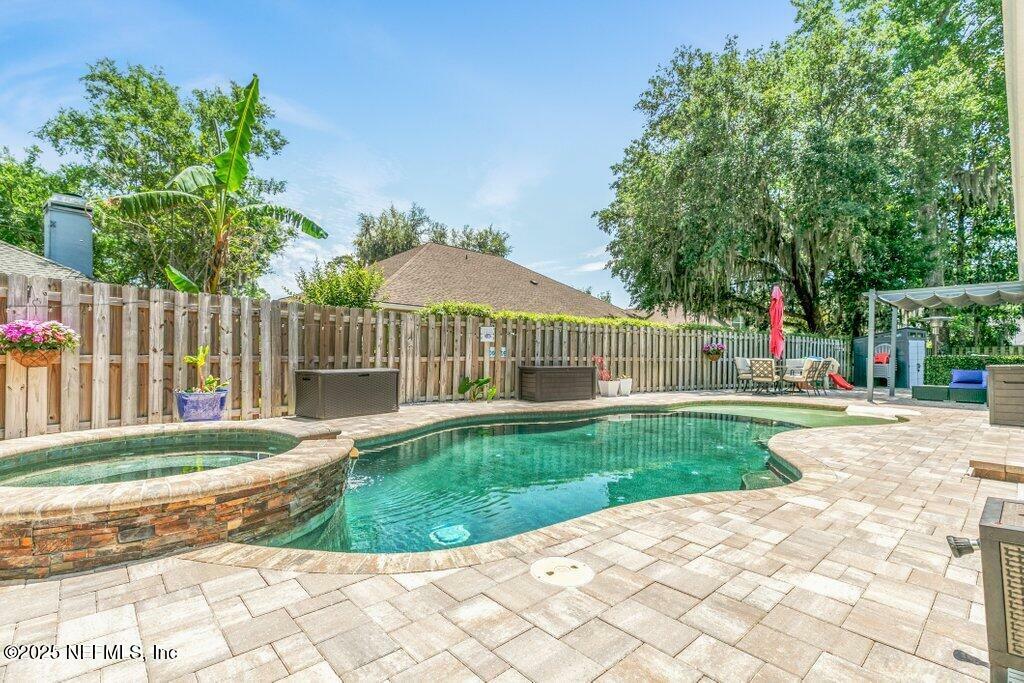 Property Photo: 2918 Grande Oaks Way FL 32003