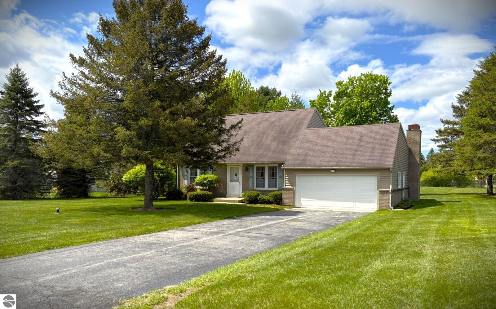 Property Photo:  425 Alice Lane  MI 49685 