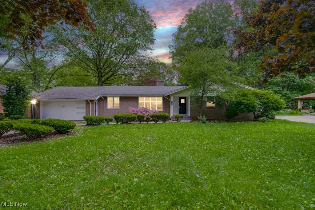 Property Photo:  3699 Staunton Drive  OH 44505 