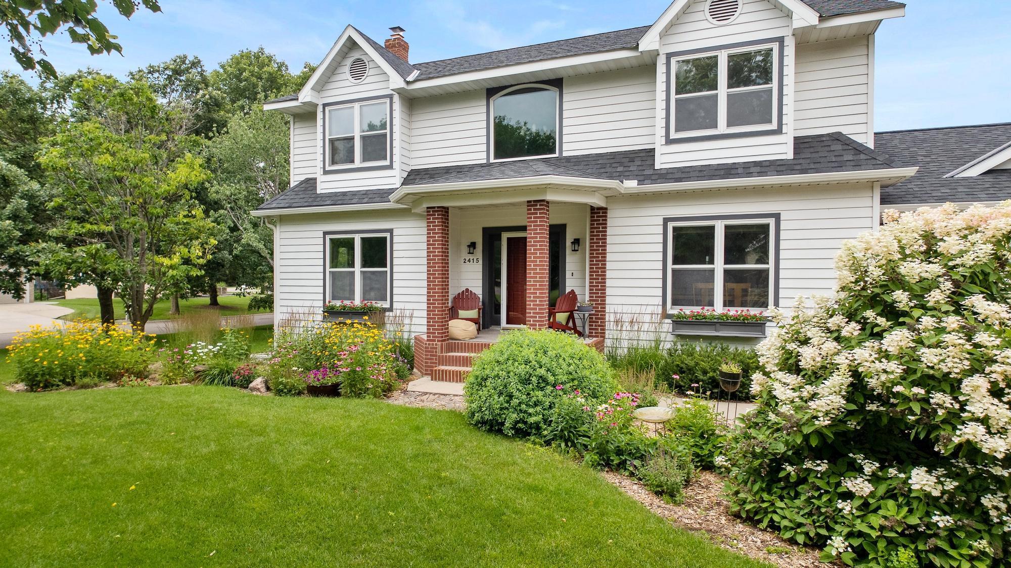 Property Photo: 2415 Field Court MN 56301