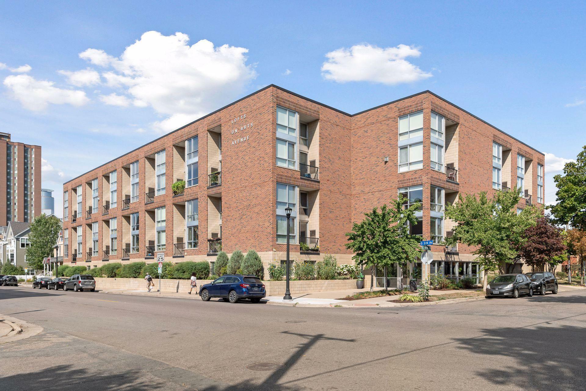 Property Photo: 1829 3rd Ave S 212 MN 55404