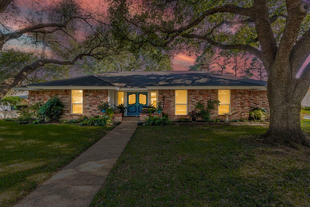 Photo de la propriété: 2421 Sir Guy Drive TX 75050