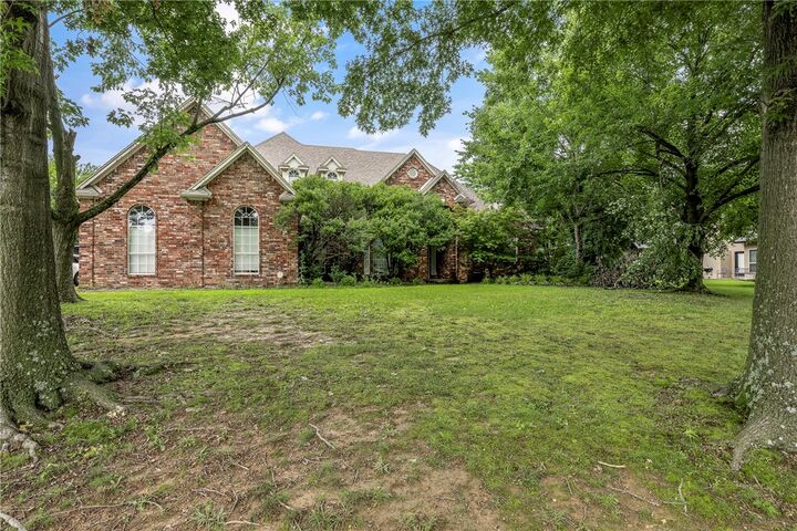 Property Photo: 3800 Tanglewood Drive AR 72764