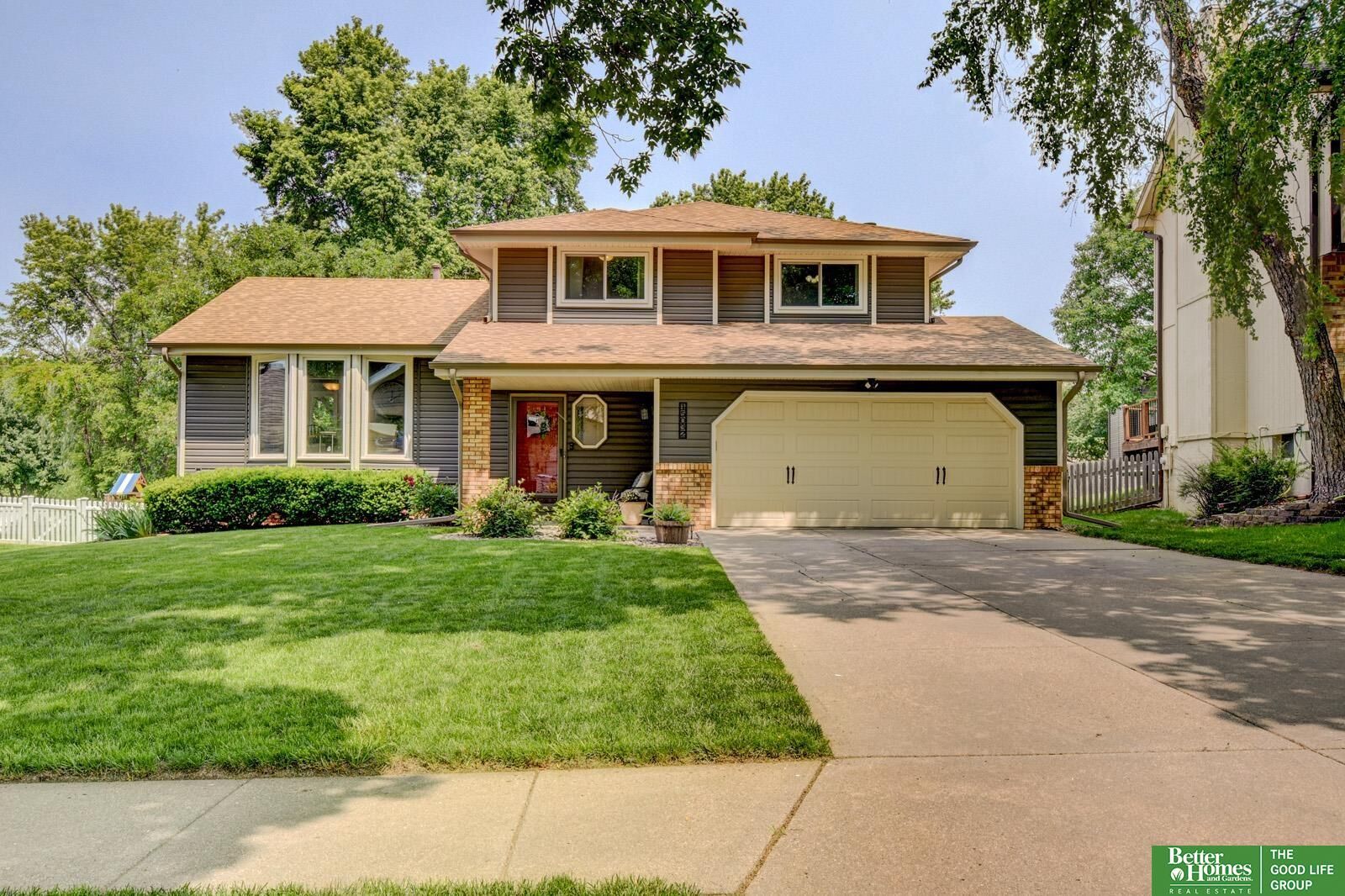 Property Photo: 15032 Karen Circle NE 68137