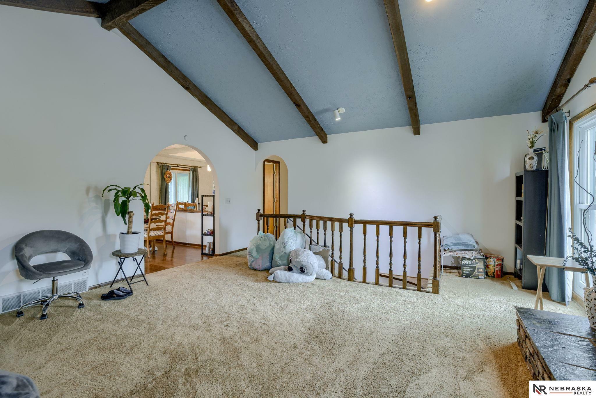 Property Photo: 5618 N 116th Avenue Circle NE 68164