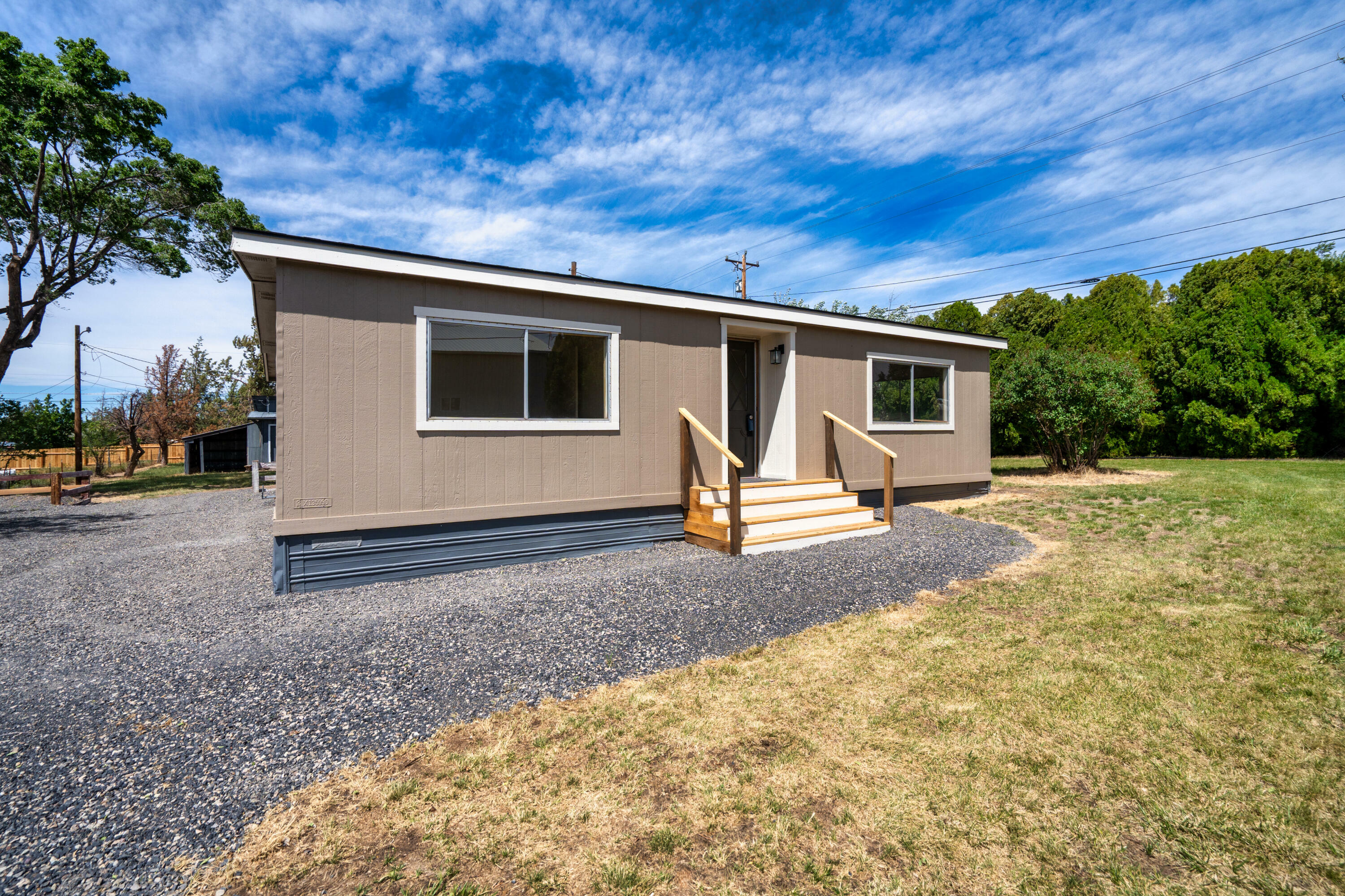 Property Photo: 765 F Avenue OR 97760