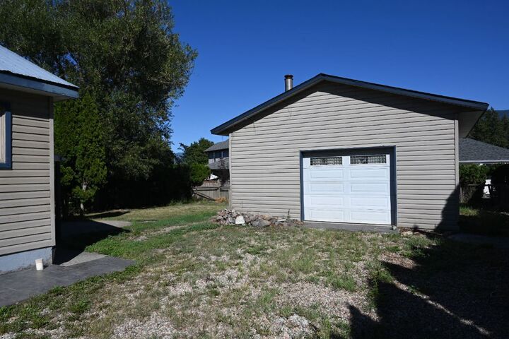 Property Photo: 2560 Colony Street BC V0E 1B2