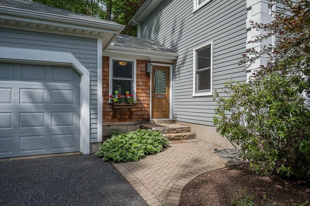Property Photo: 3 Squantum Rd MA 01612
