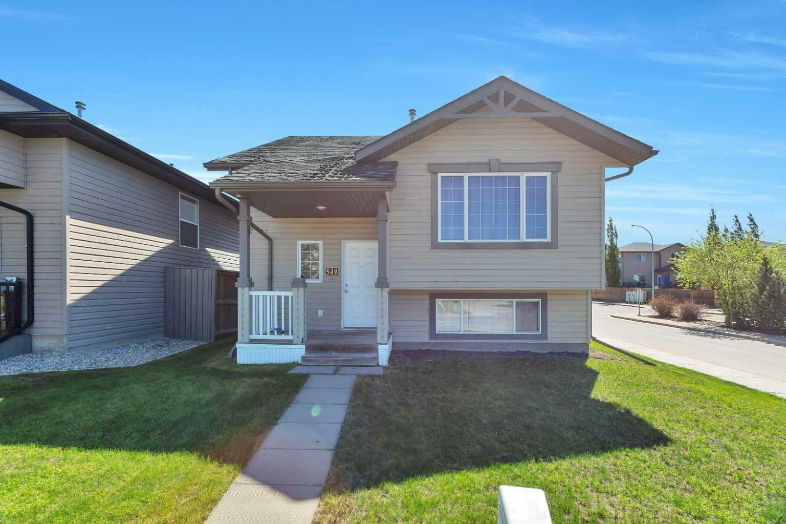 549 Lancaster Drive  Red Deer AB T4R 3N8 photo