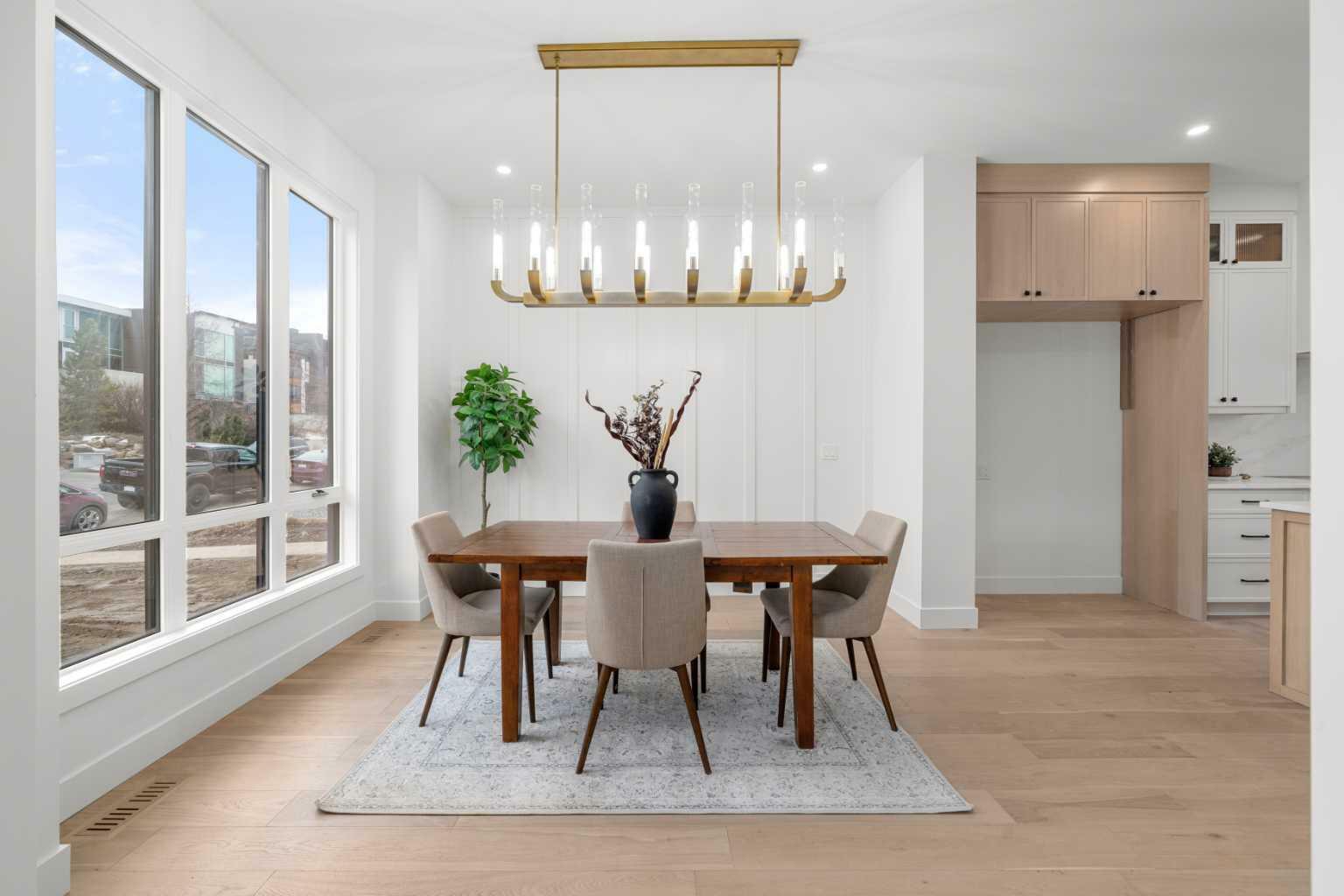 Property Photo: 2108 29 Avenue SW AB T2T 1N5
