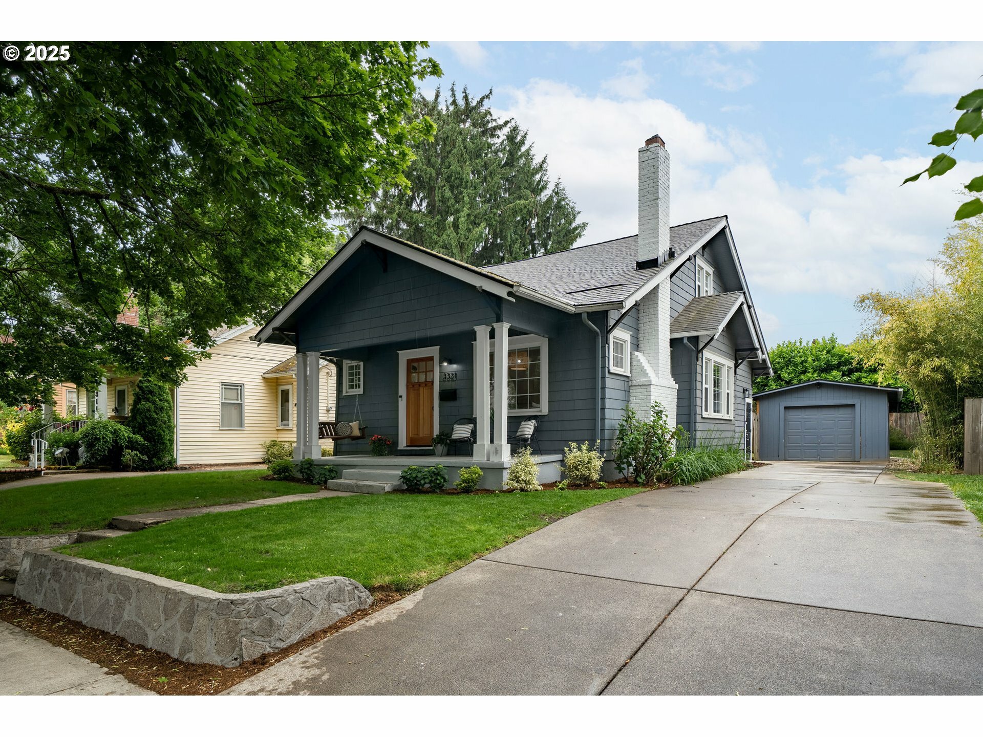 Property Photo: 3321 NE 13th Ave OR 97212