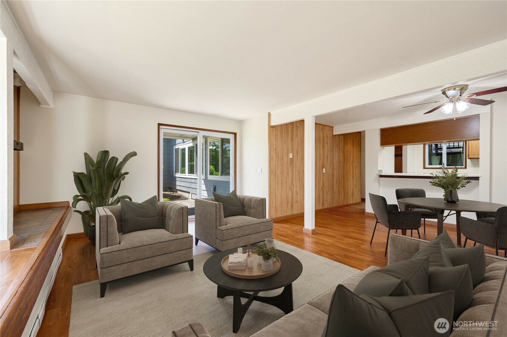 Property Photo: 7581 Old Redmond Rd #4 WA 98052