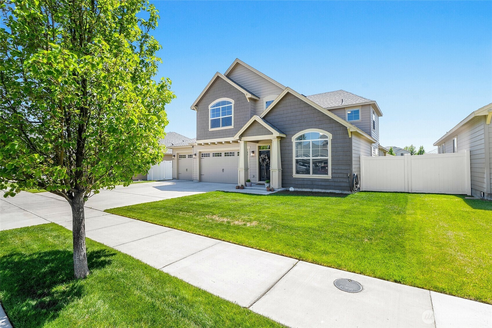 Property Photo: 4709 W Fox Street WA 98837
