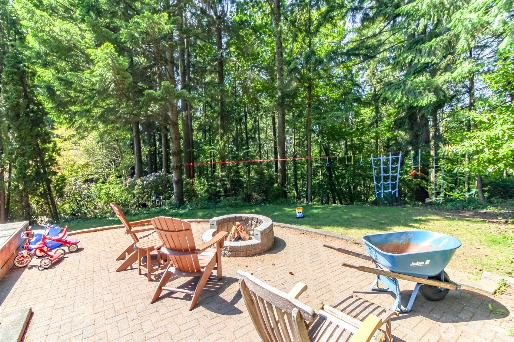 Property Photo:  7019  Cameo Drive SW  WA 98499 