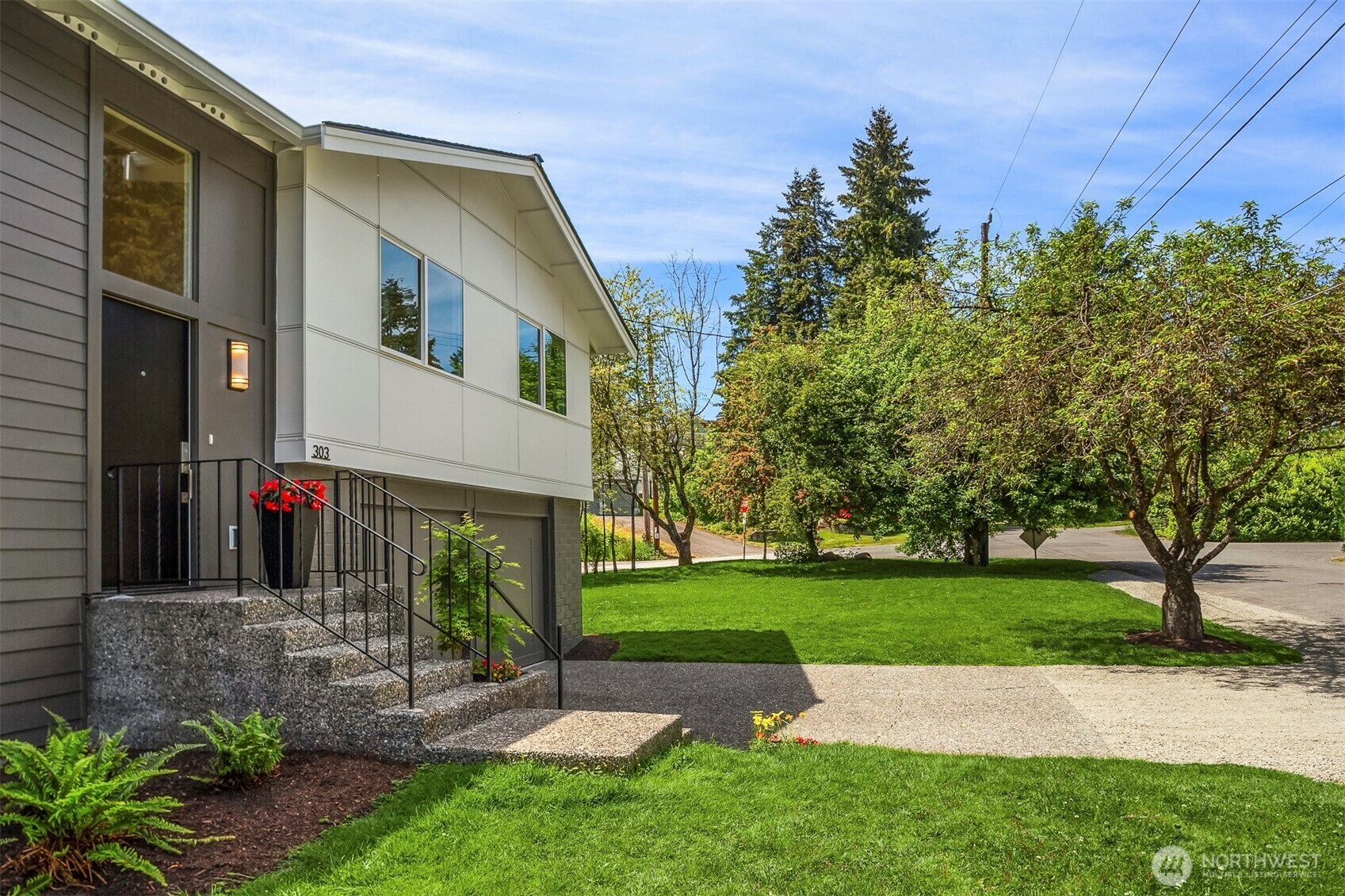 Property Photo:  303 NE 133rd Street  WA 98125 