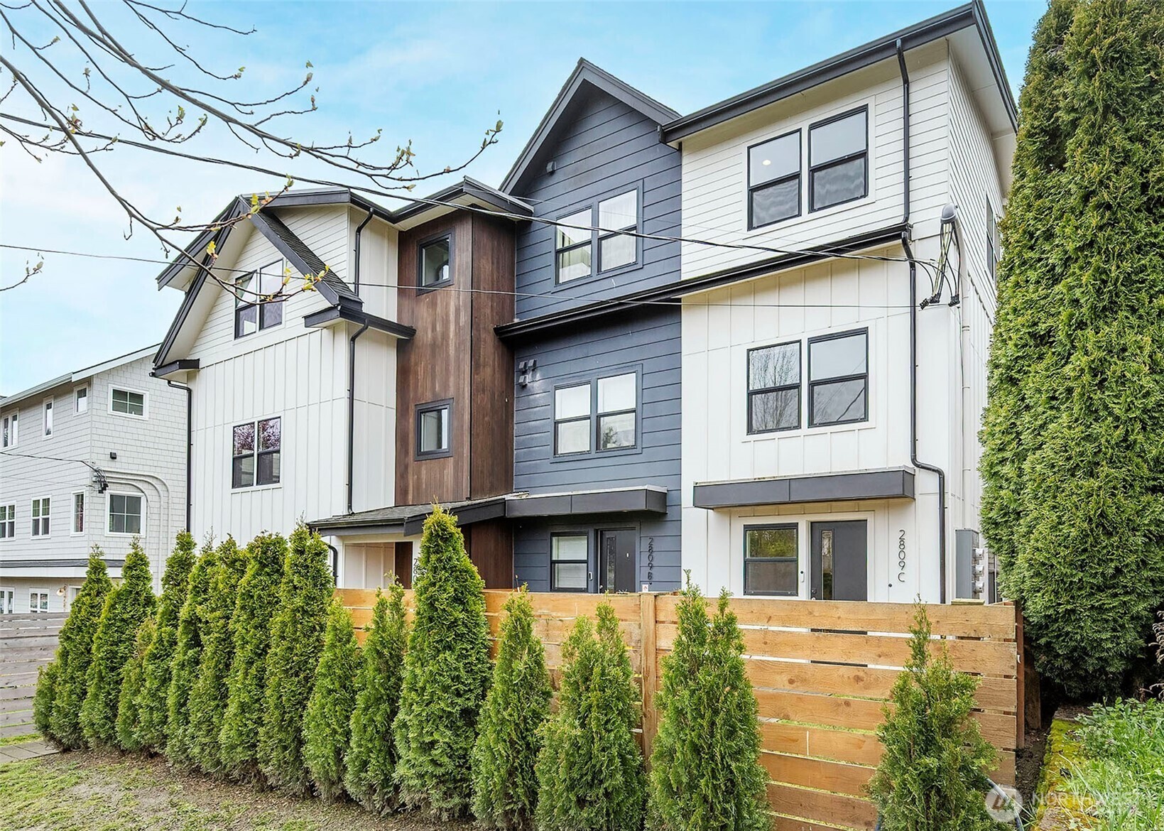 Property Photo: 2809 E Denny Way C WA 98122