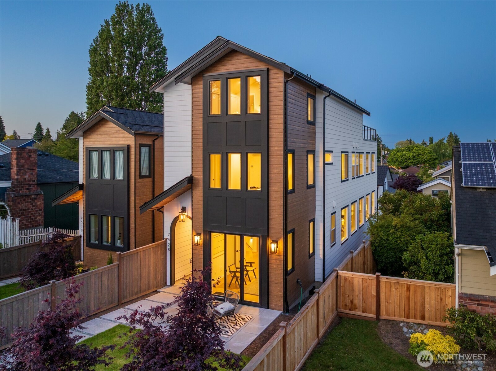 Property Photo: 7528 30th Avenue NW WA 98117