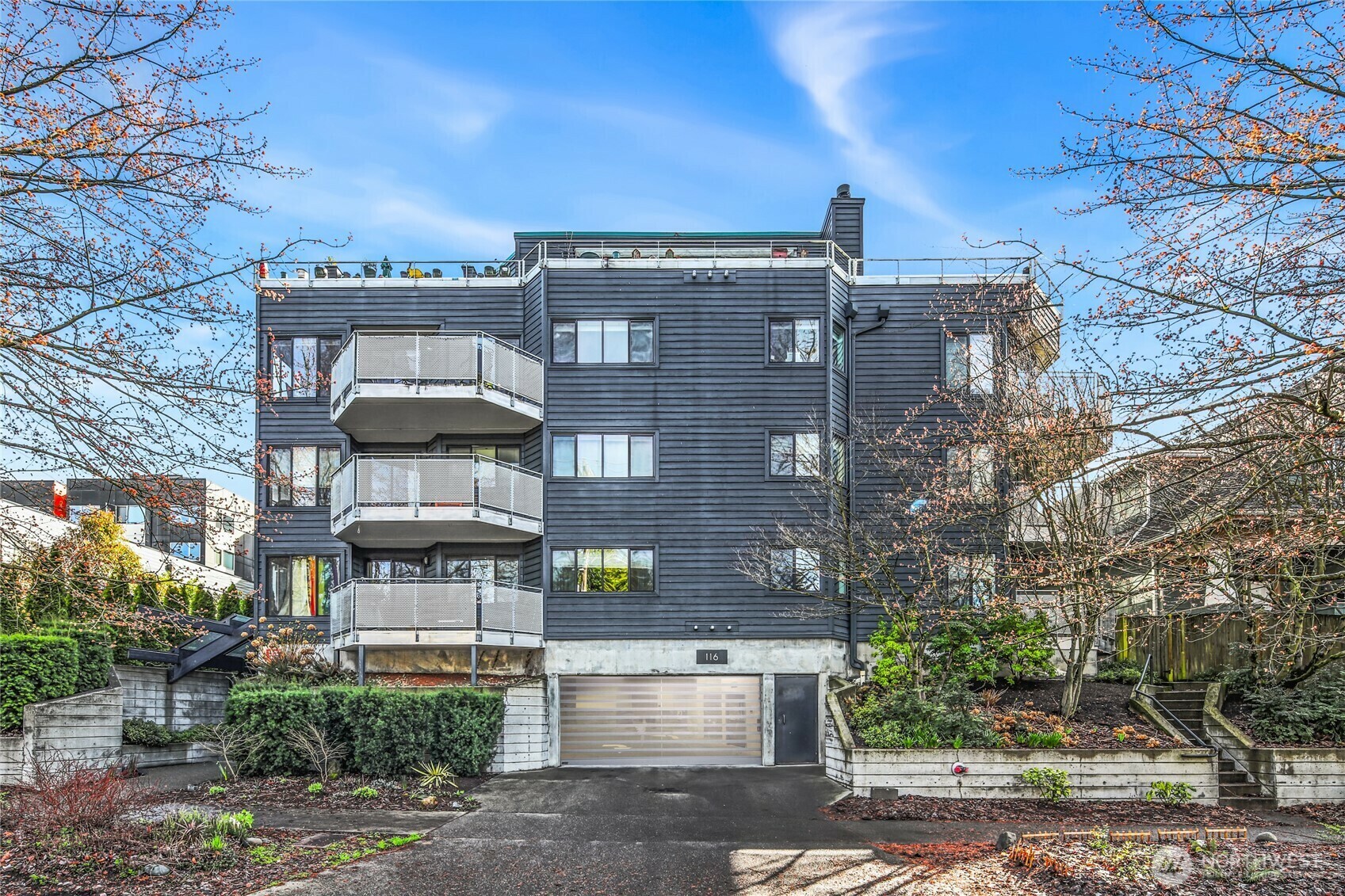 116  11th Avenue E 404  Seattle WA 98102 photo
