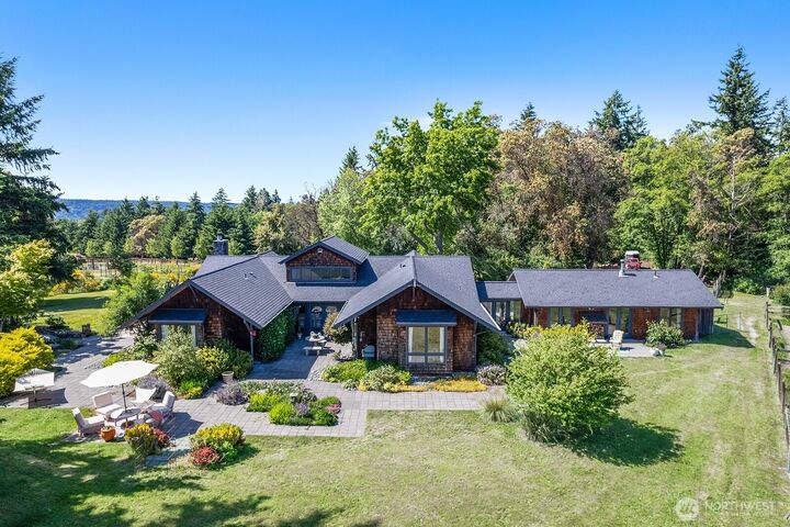 26742  94th Avenue SW  Vashon WA 98070 photo