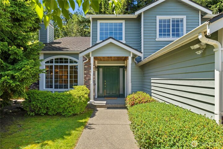 Property Photo: 17049 160th Avenue SE WA 98058