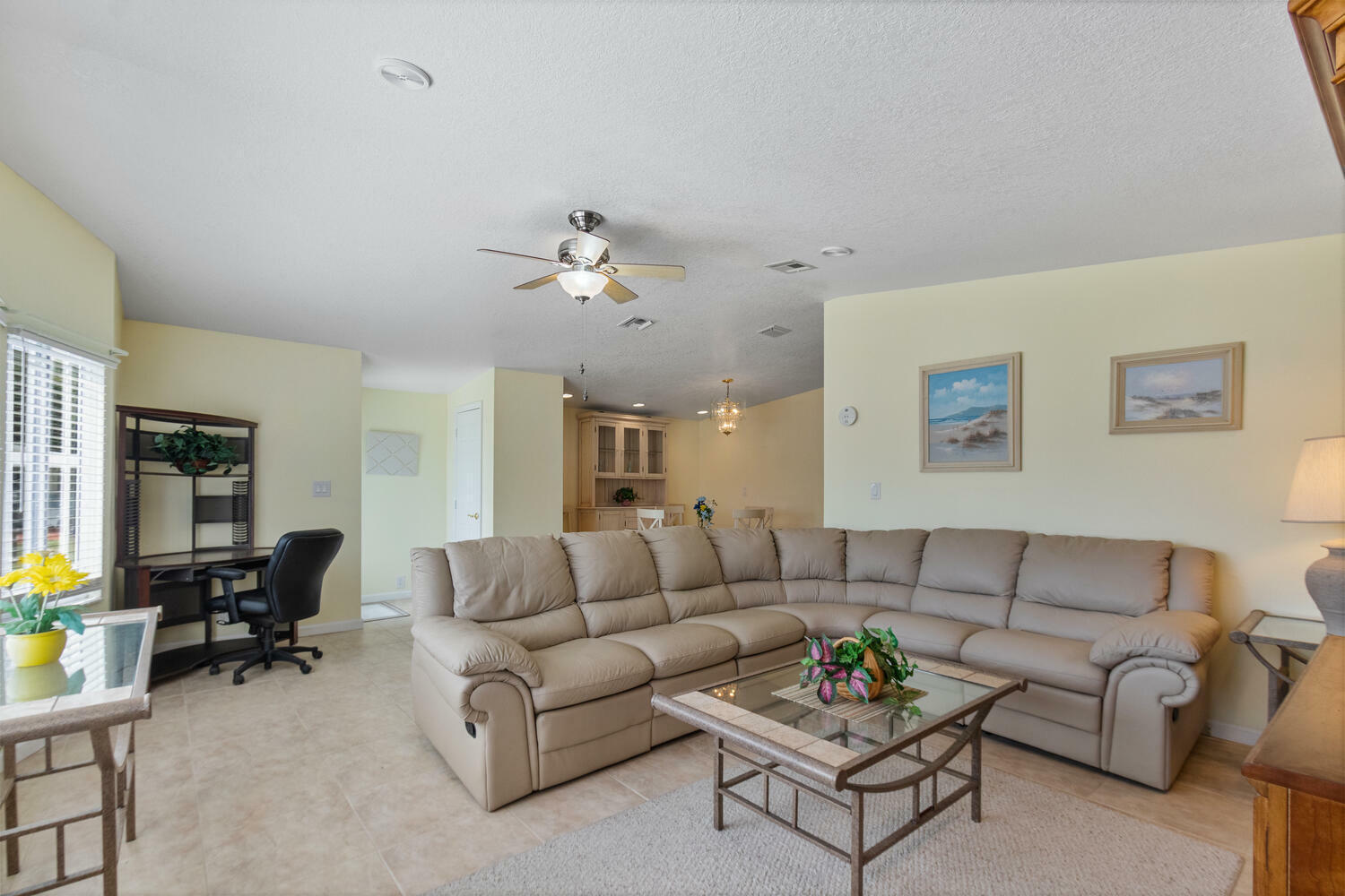 Property Photo: 8529 Lidflower Court FL 34952