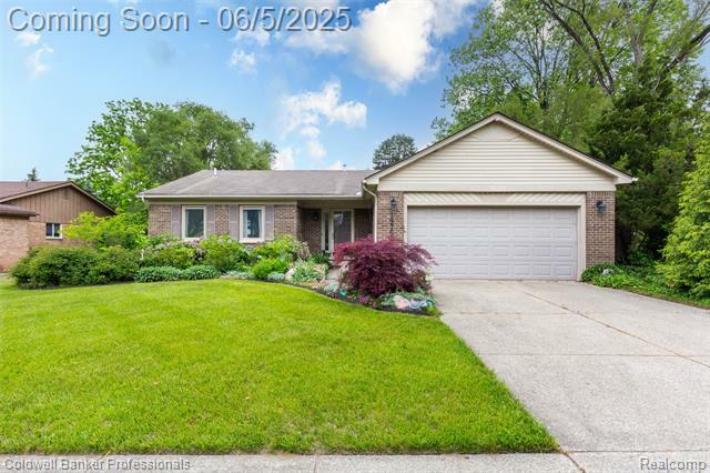 Property Photo: 1975 Chancery Drive MI 48085