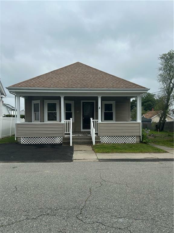 26 Mayflower Street  East Providence RI 02914 photo