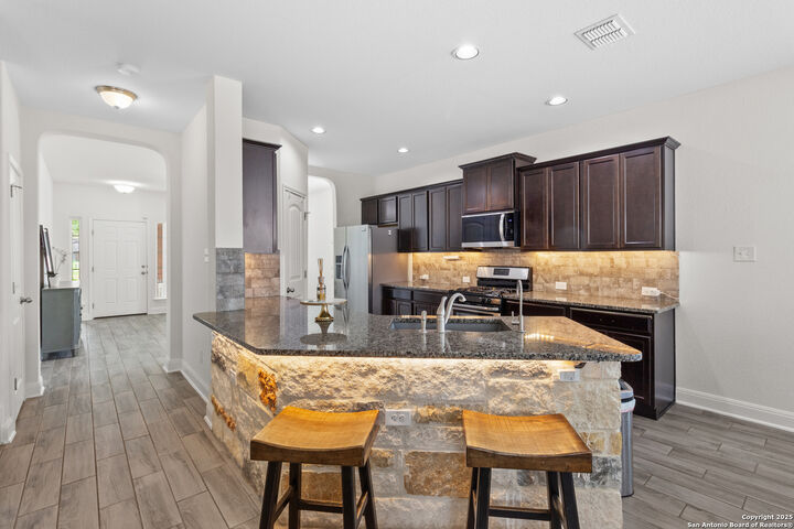 5509 Calaveras  San Antonio TX 78253 photo