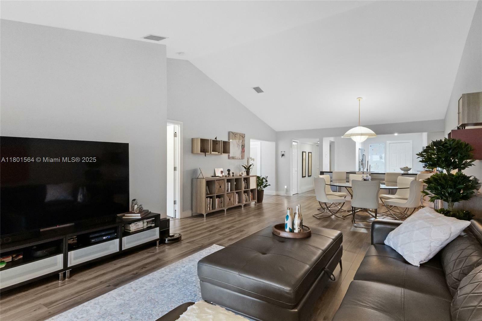 Property Photo: