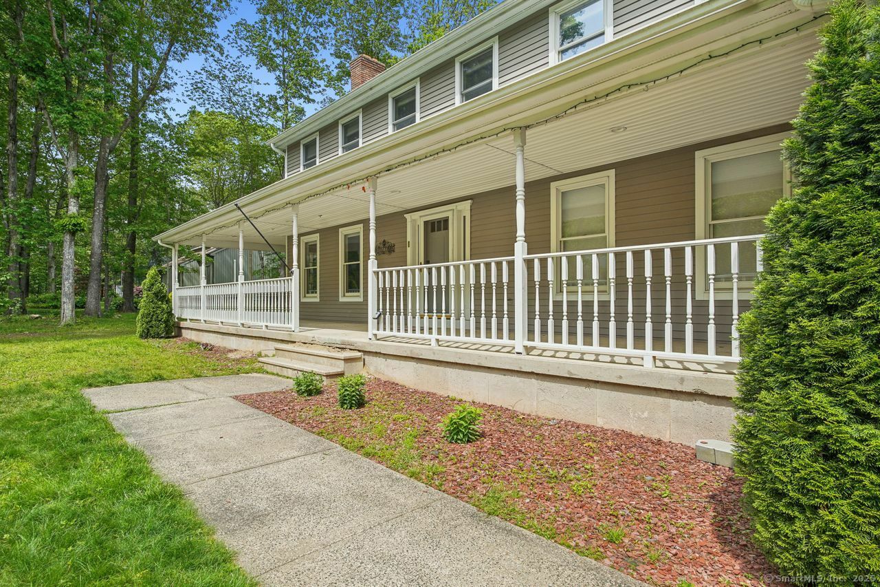 Property Photo: 44 Gilbert Lane CT 06013