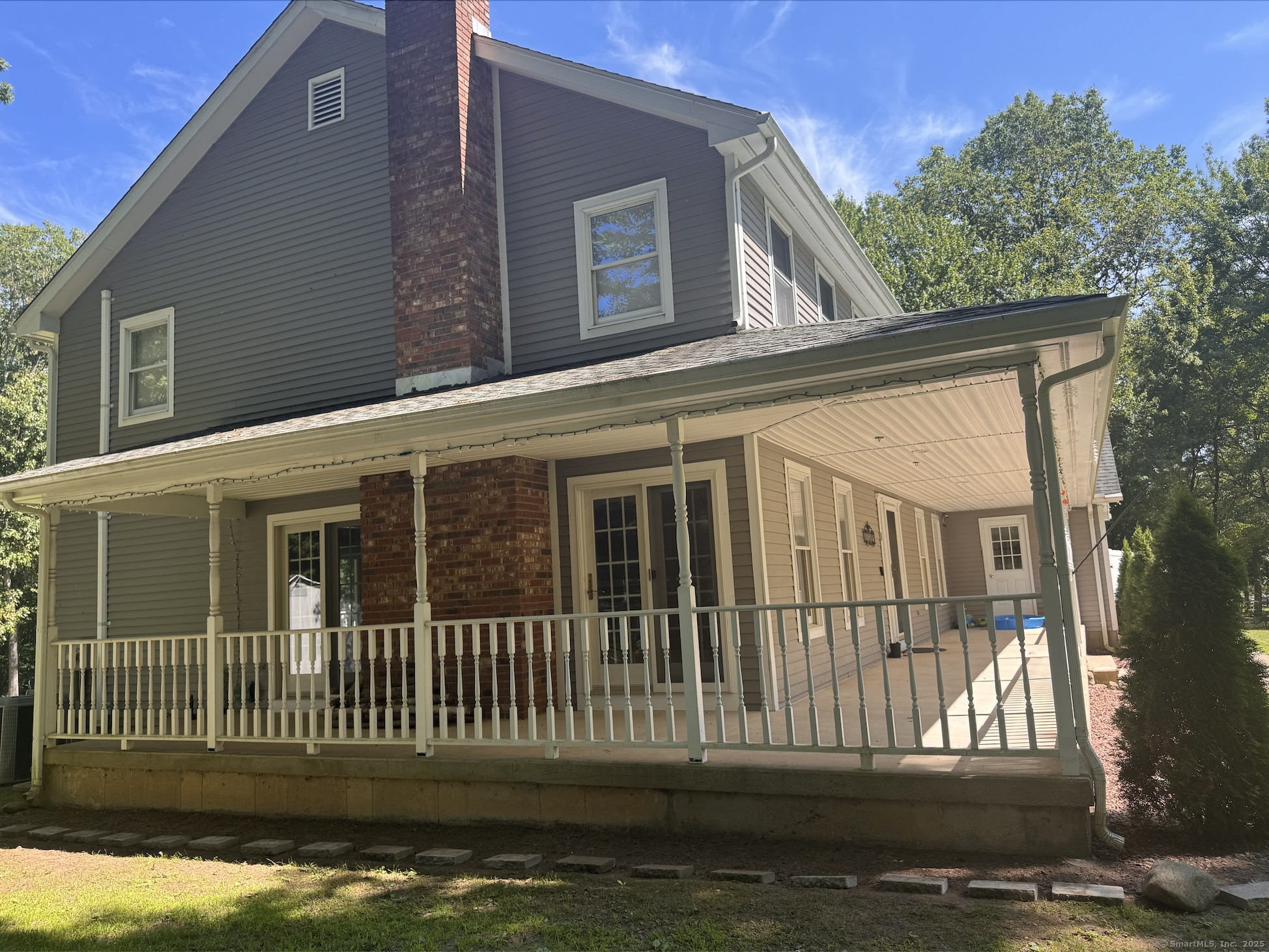 Property Photo: 44 Gilbert Lane CT 06013