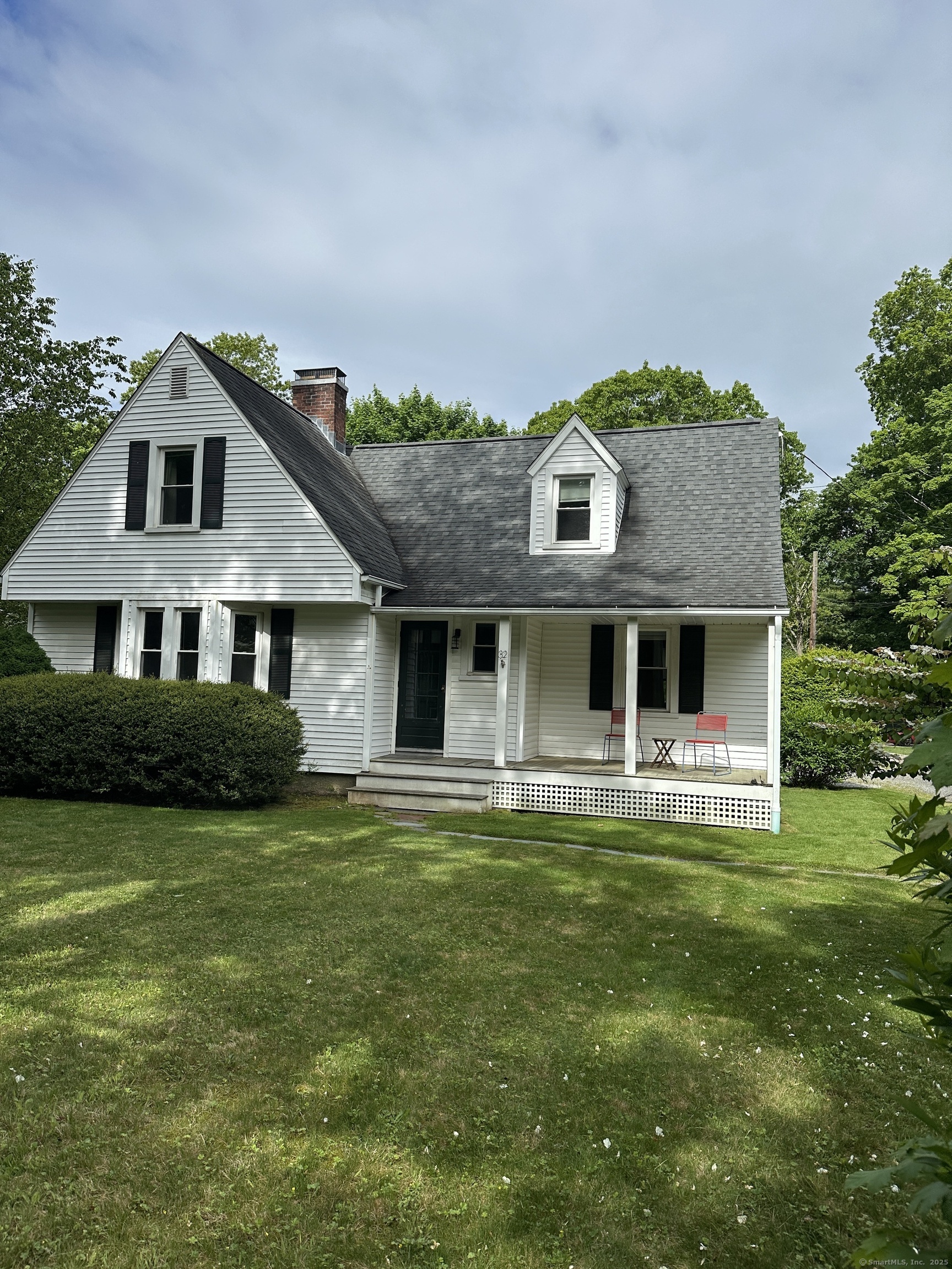 Property Photo: 32 East Wharf Road CT 06443