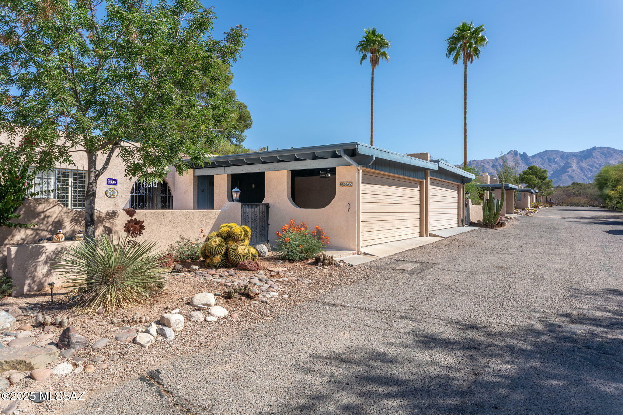 Property Photo: 4736 N Calle Lampara AZ 85718