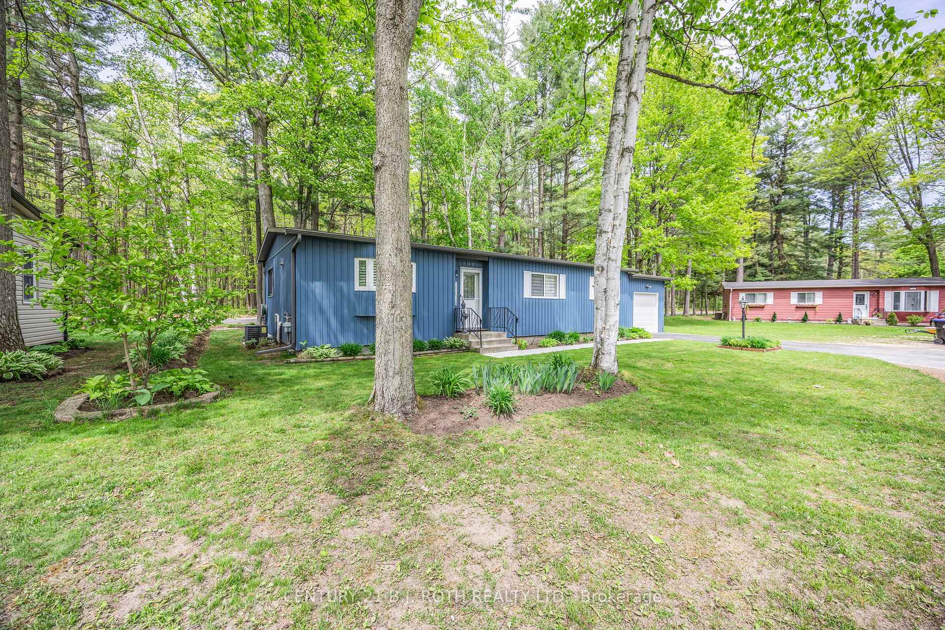Property Photo: 10 Allen Drive N ON L9Z 1K5