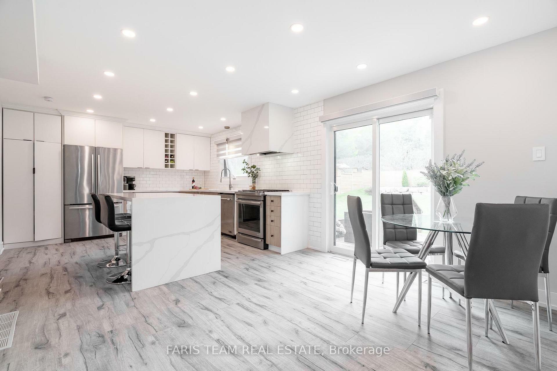 Property Photo: 432 Edgehill Drive ON L4N 9X4