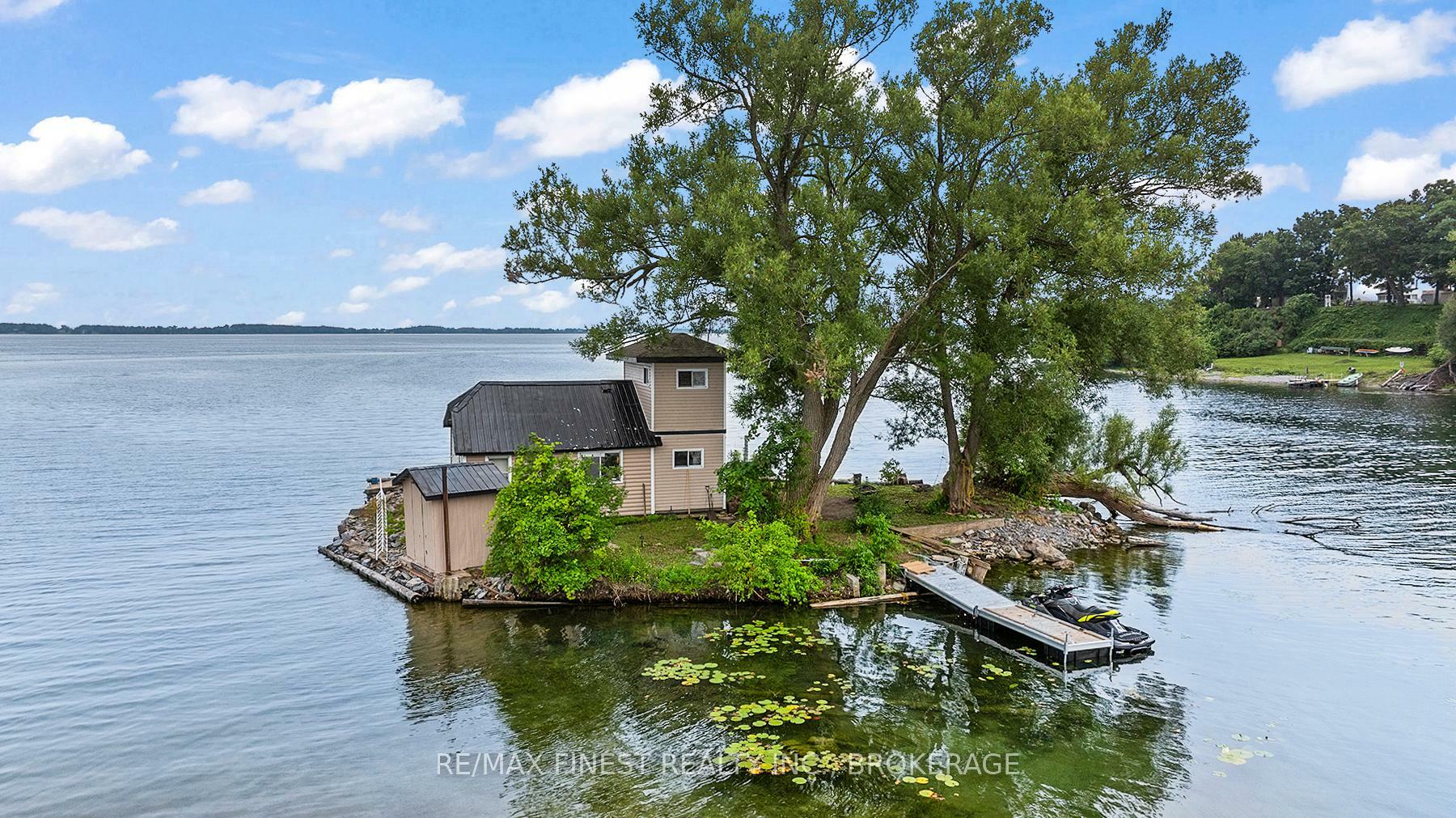 Photo de la propriété: 1A Island Bateau N/A ON K7L 4V1