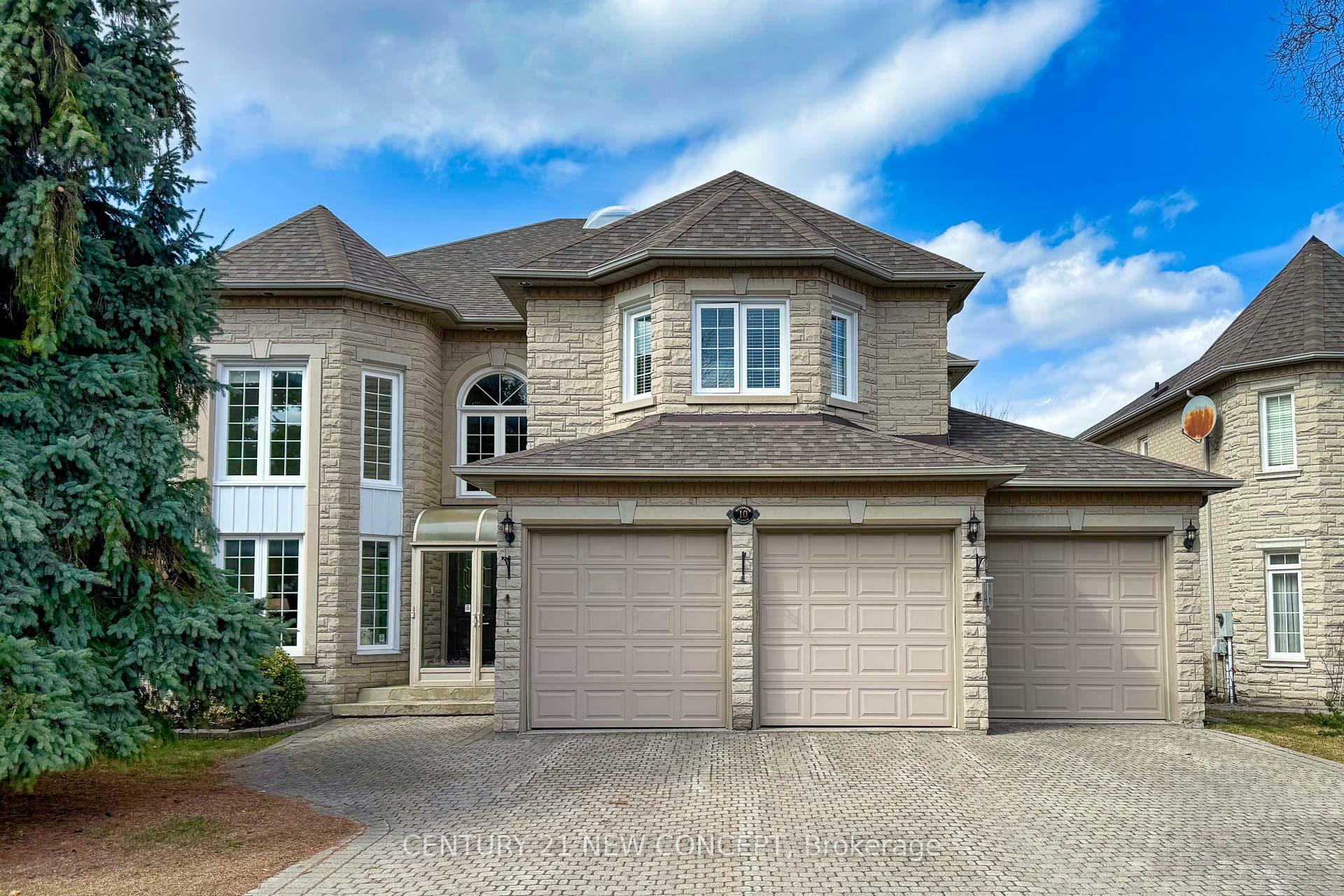 Property Photo:  10 Headford Avenue  ON L4B 3V7 