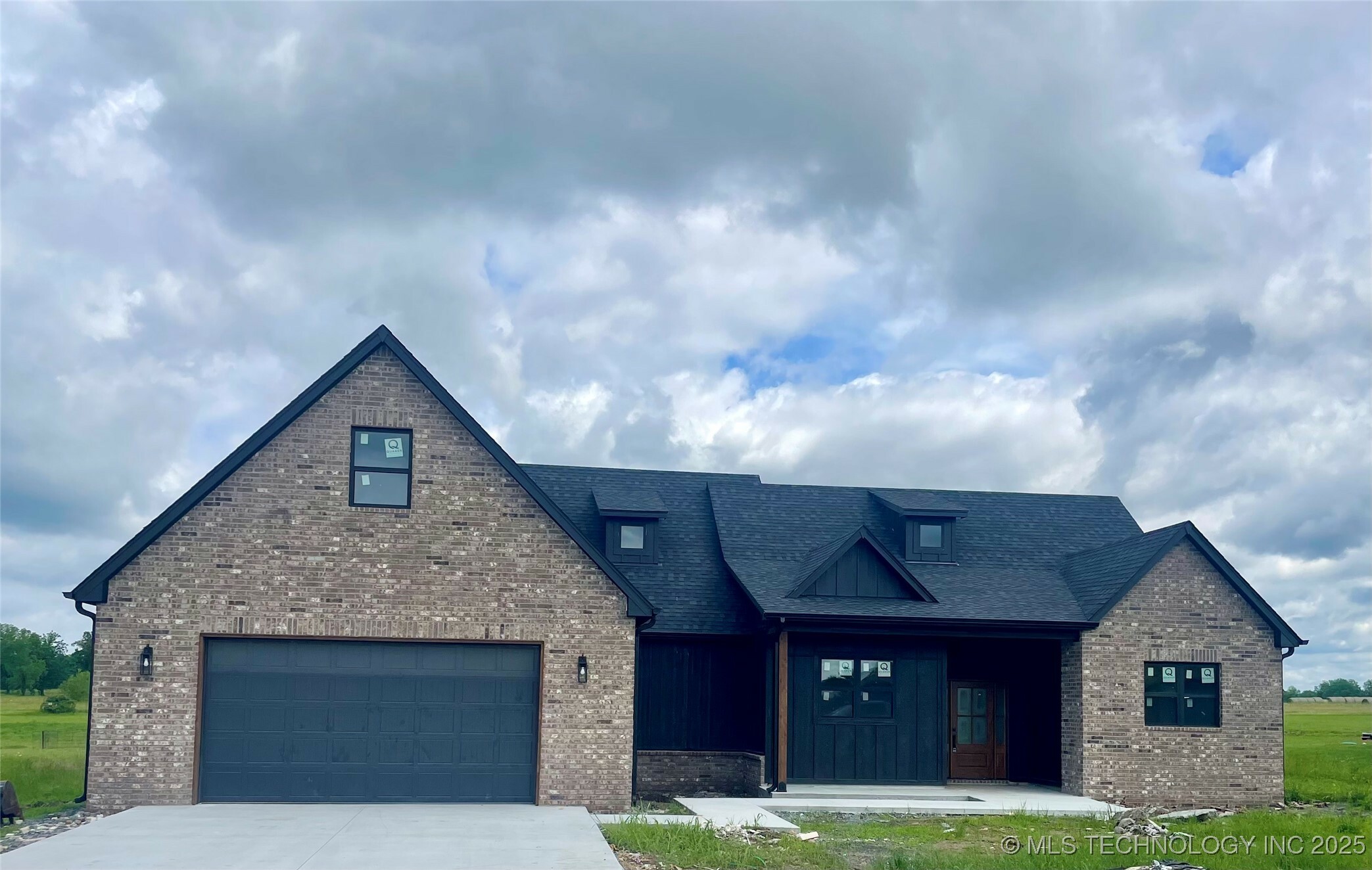 Property Photo: 1484 Darlene Lane OK 74434