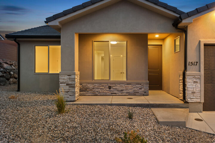 Property Photo: 1517 W 470 N UT 84737