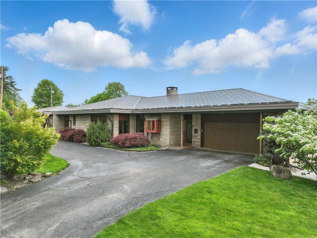 Property Photo:  107 Belmont Circle  PA 15401 