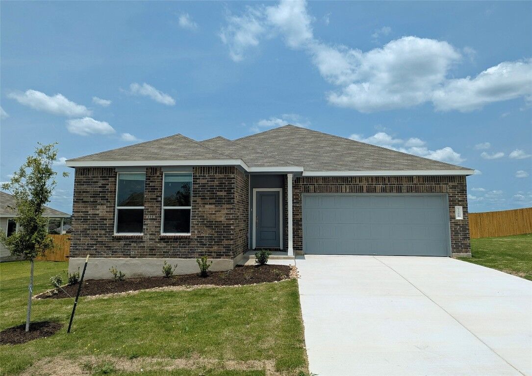 Property Photo: 721 Bobby Lou Lane TX 76522