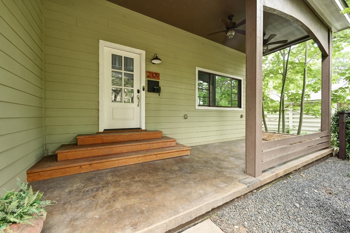 Property Photo: 2109 W 10th Street TX 78703