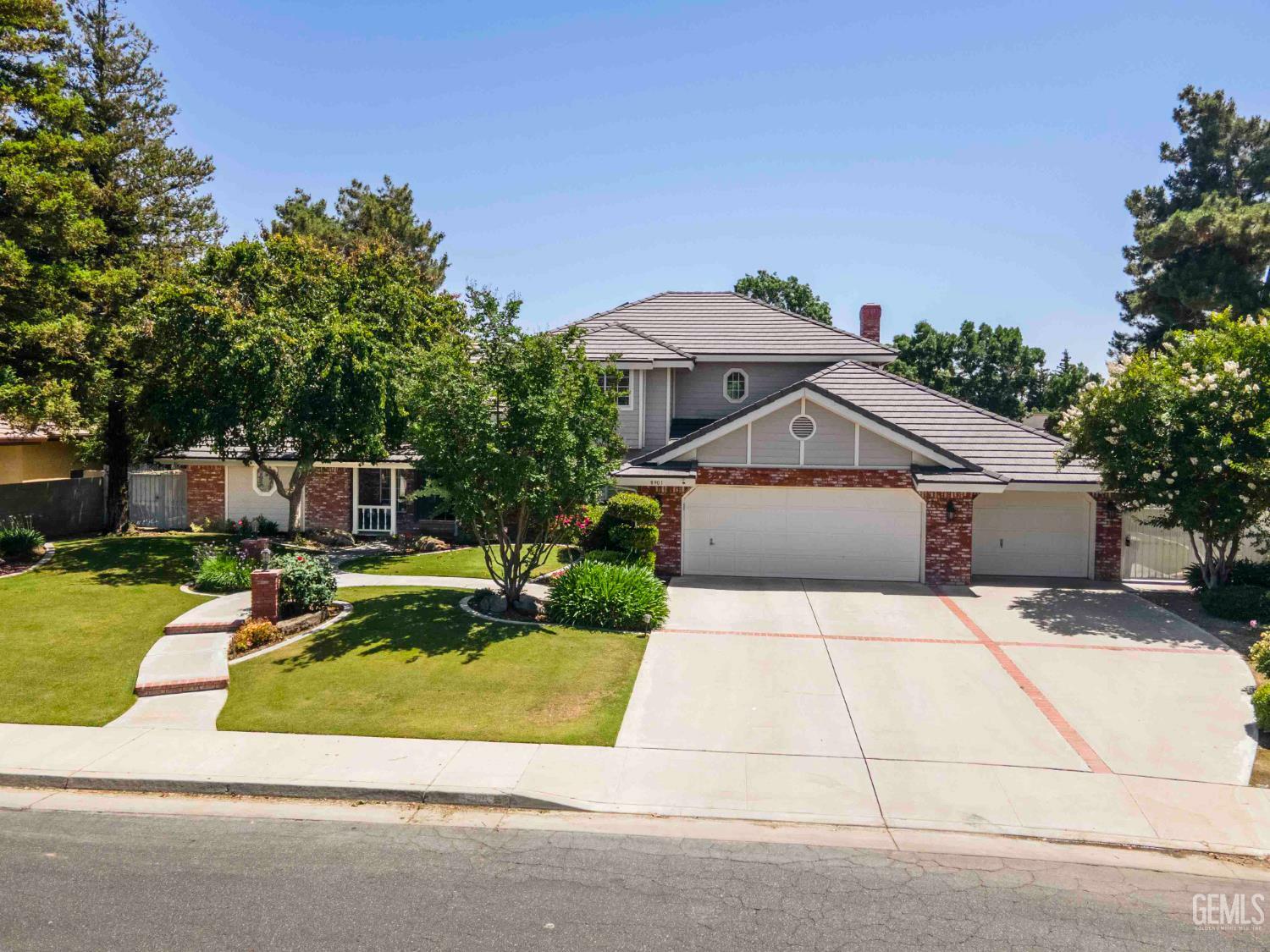 8901 O'Meara Court  Bakersfield CA 93311 photo