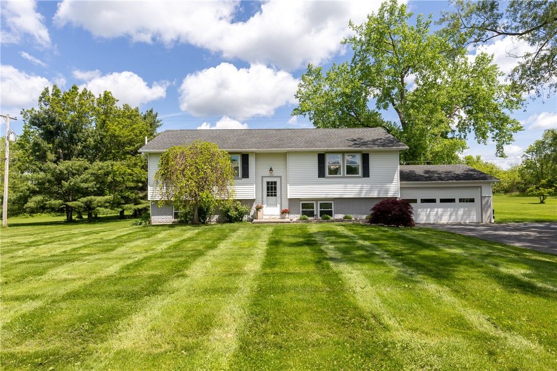 Property Photo: 124 Searles Road NY 13073