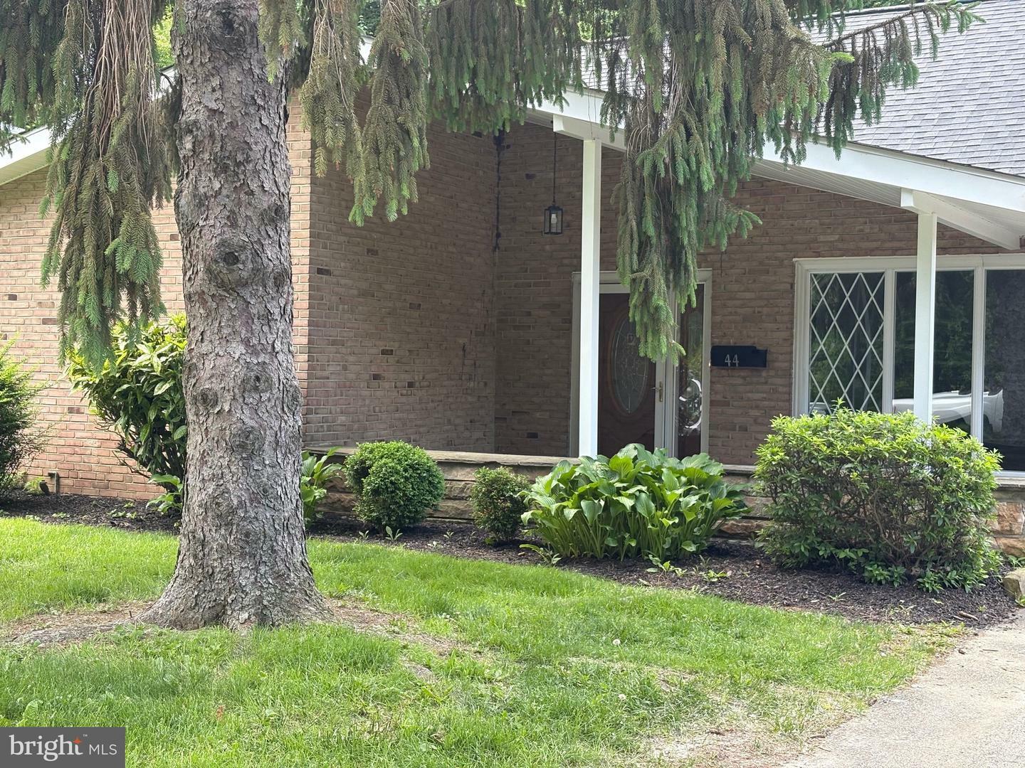 Property Photo: 44 S Brookside Road PA 19064