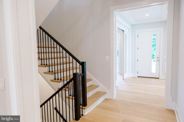 Property Photo: 8407 Berea Court VA 22180