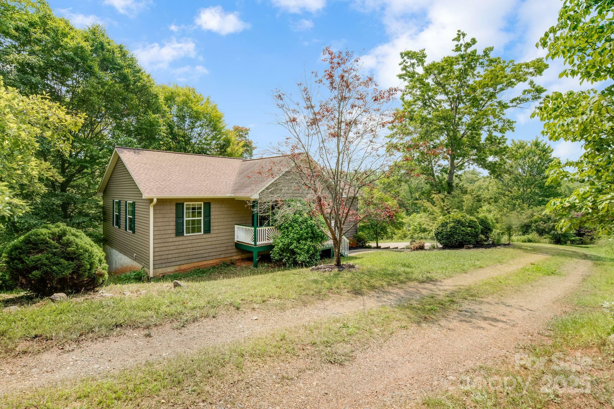 Property Photo: 18 &Amp 28 Sunberry Drive NC 28701