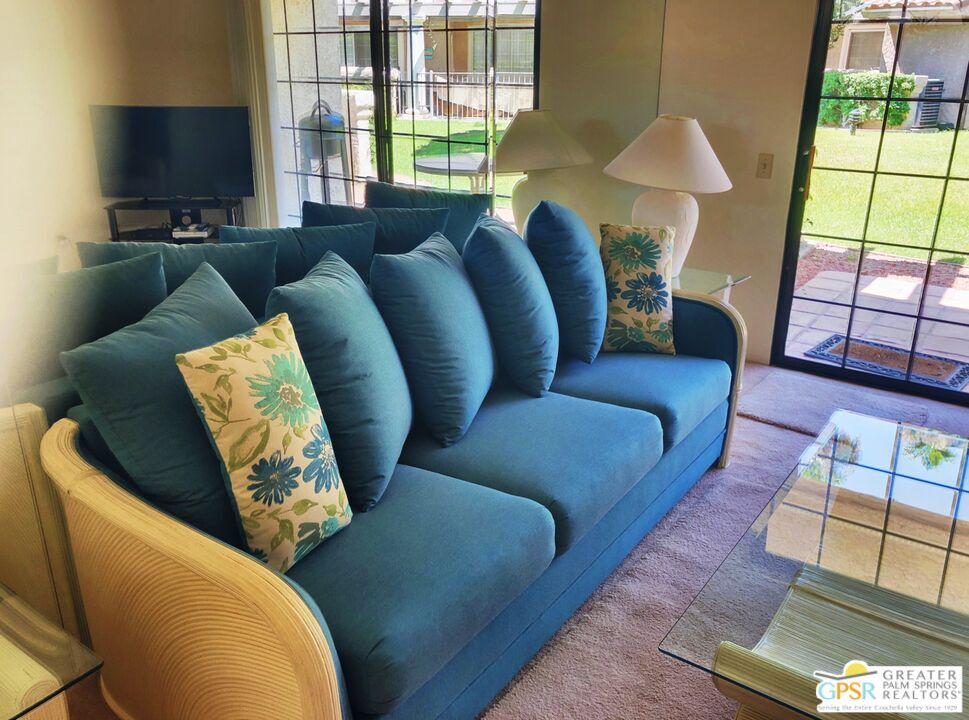 Property Photo: 2701 E Mesquite Ave Unit Ee165 Ave CA 92264